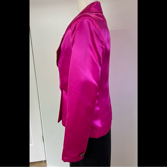 DVF Vintage 1990s Hot Pink Satin Suit — Blazer & Skirt + Bonus Gem Bracelets - Picture 9 of 16
